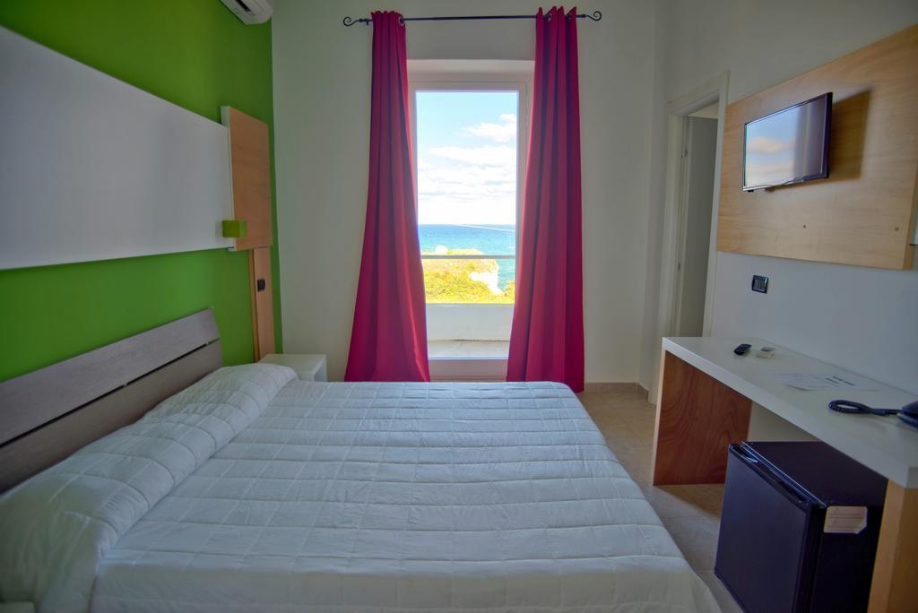 Oasis Park Hotel Torre dell'Orso Exterior photo