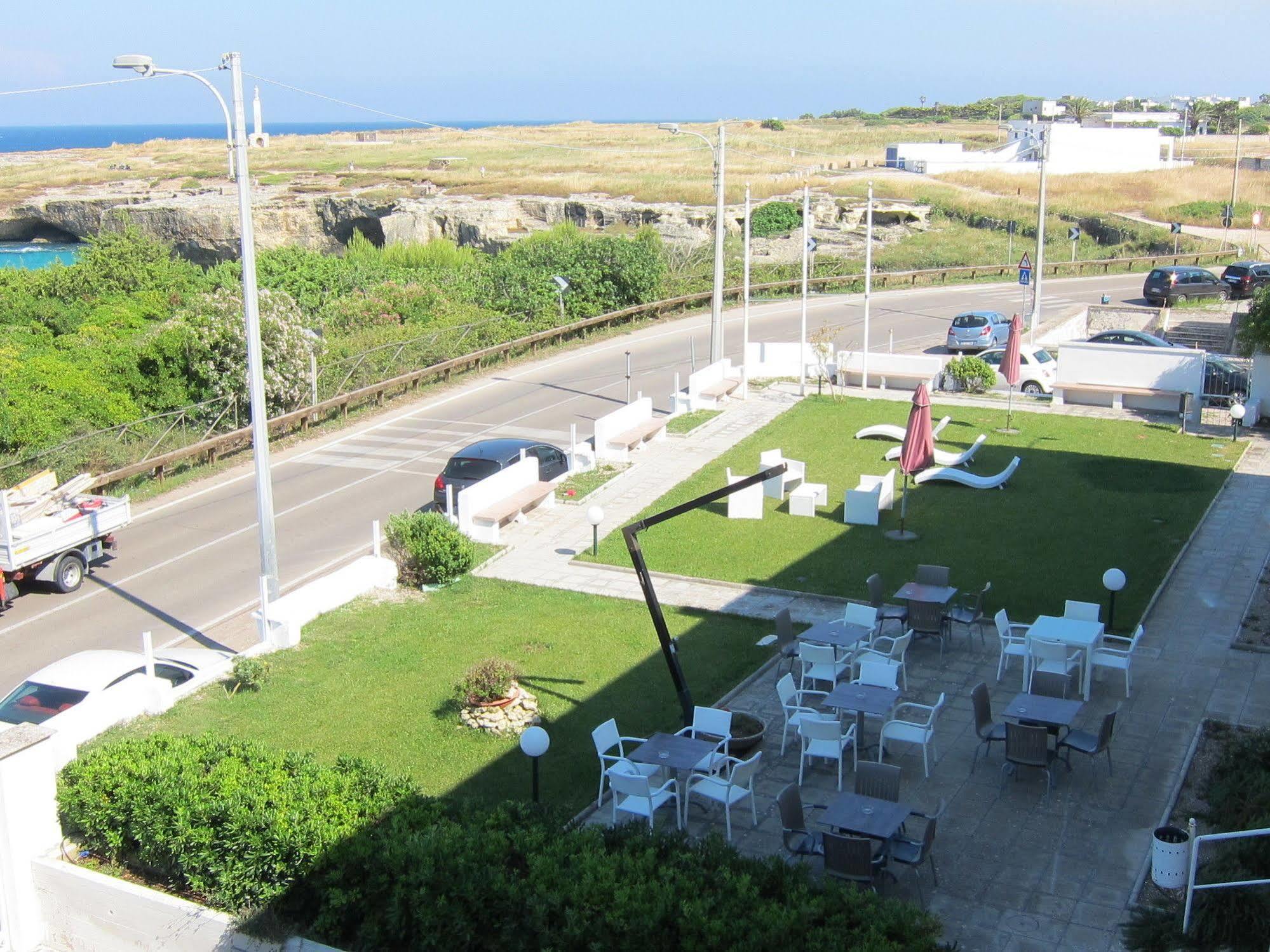 Oasis Park Hotel Torre dell'Orso Exterior photo