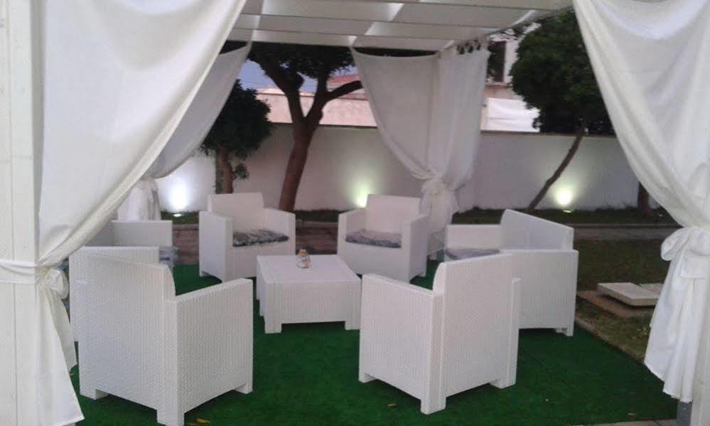Oasis Park Hotel Torre dell'Orso Exterior photo